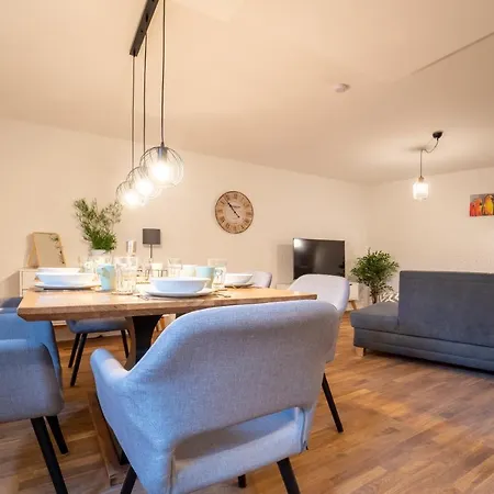 Dreamcation - Ehemaliges Pfarrhaus, 3d-tour, Netflix, Terrasse, Bbq, Küche, 130qm