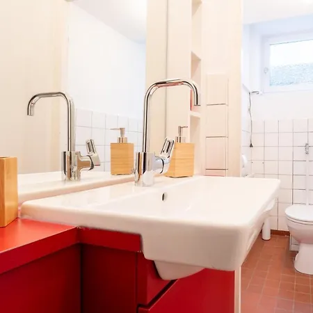 Dreamcation - Ehemaliges Pfarrhaus, 3d-tour, Netflix, Terrasse, Bbq, Küche, 130qm Kelheim